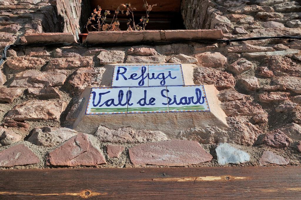 Llagunes Refugi Rural Vall De Siarb 호스텔 외부 사진