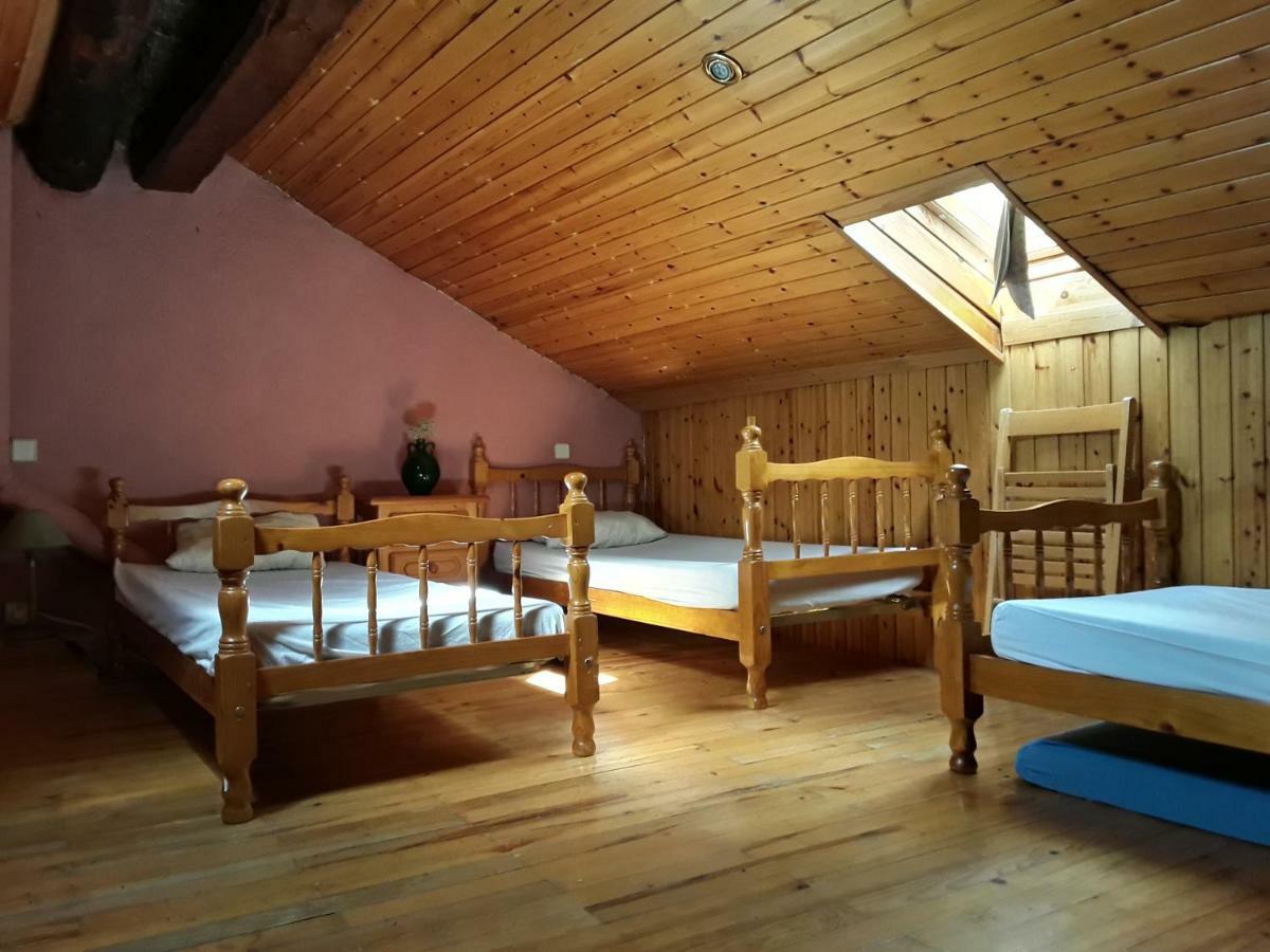 Llagunes Refugi Rural Vall De Siarb 호스텔 객실 사진